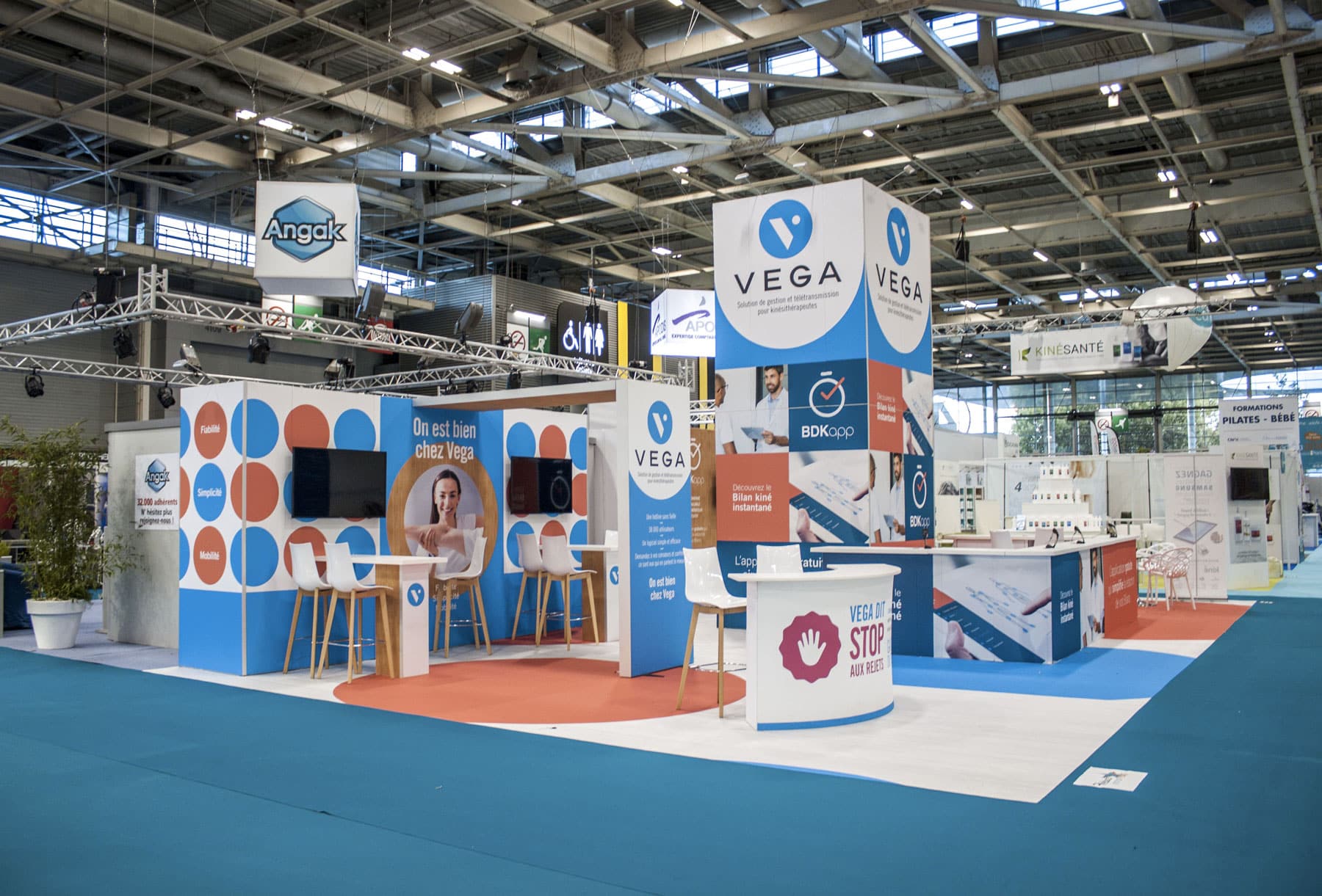 Stand H_Line aménagé - réalisation Adéquat Expo